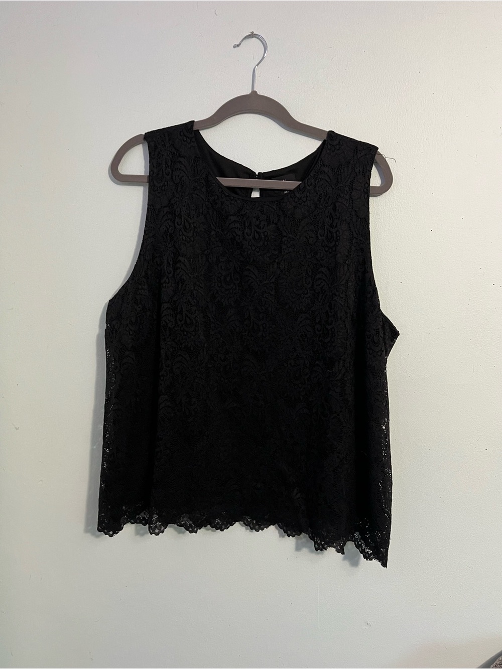 Worthington Black Lace Sleeveless Blouse